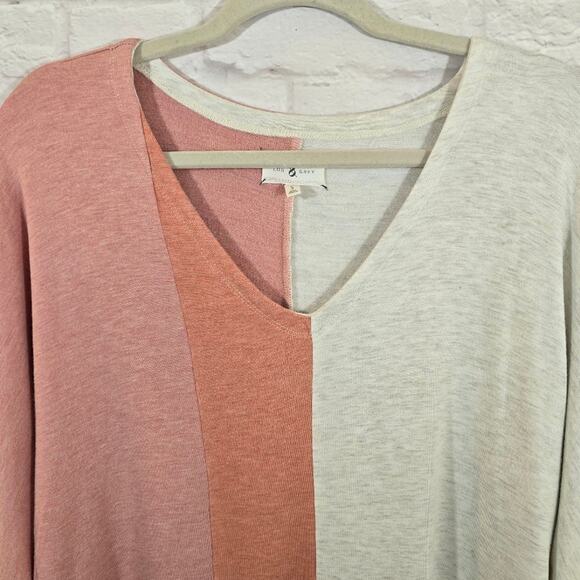 M Lou & Grey Pink Oatmeal Colorblock Sweater Top Size S Lightweight V Neck Soft - Picture 2 of 9